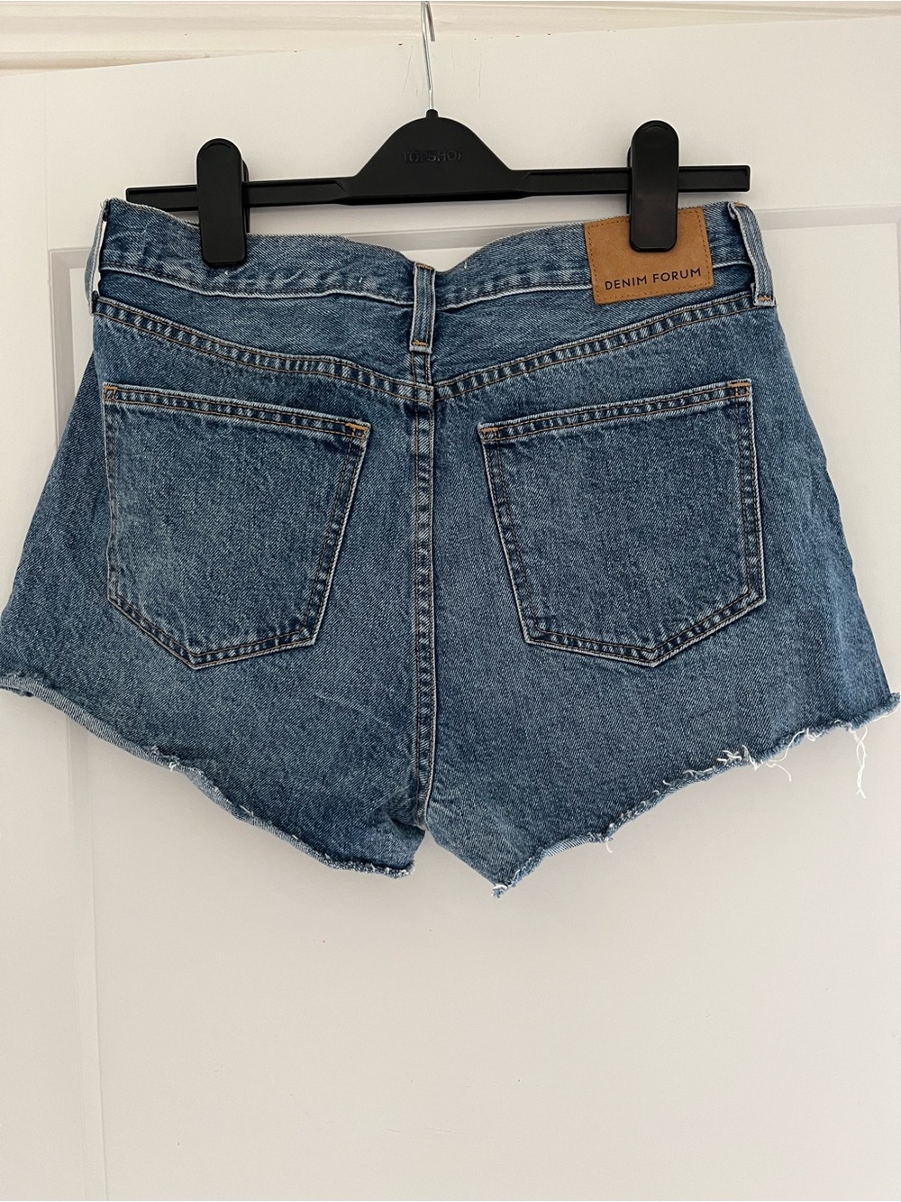 Aritzia  Denim Forum The Yoko High Rise Jean Short - Picture 3 of 10